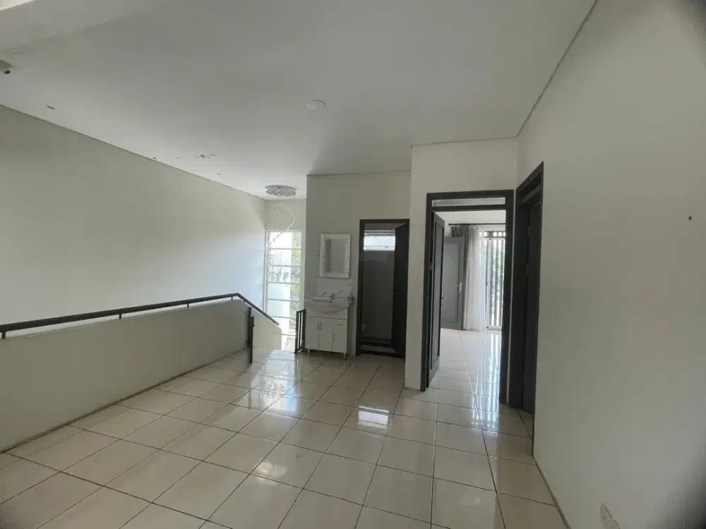 Rumah 2 Lantai Siap Huni di Tatar Jingganagara Kota Baru Parahyangan