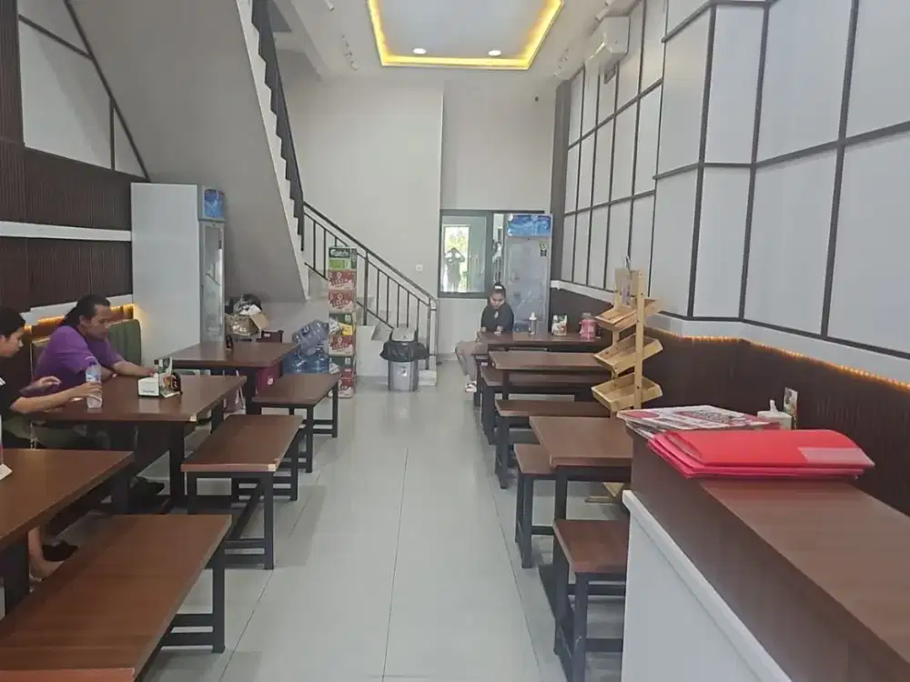 Di Jual dan di sewakan ruko mega Kuningan pik 2