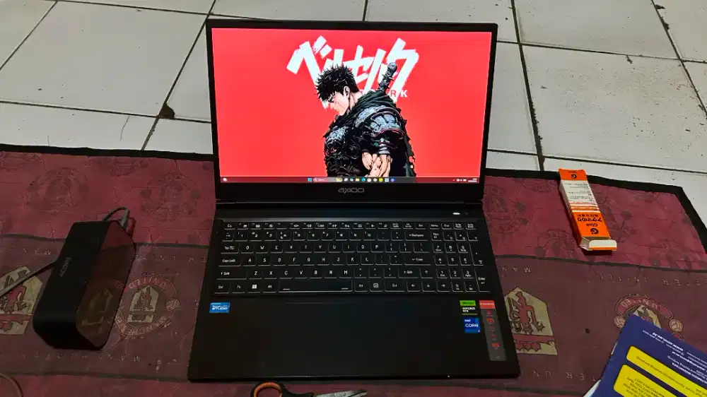 Axioo pongo 725