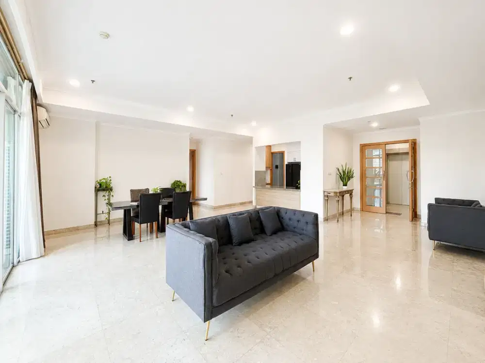 LUXURY APARTMENT FOR RENT & SALE SENAYAN RESIDENCE – SOUTH JAKARTA