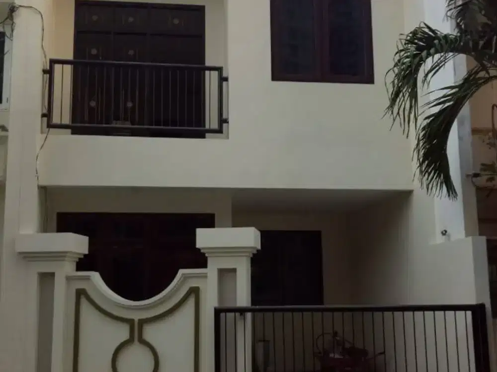 Rumah Villa Kalijudan Indah , Listrik 2200  Hadap Utara