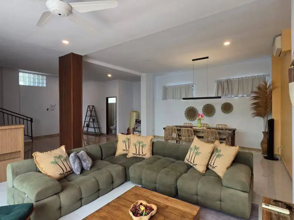 Dijual Villa Modern 3 Bedroom di Kayu Tulang Canggu dengan Pemandangan Sawah Terbuka