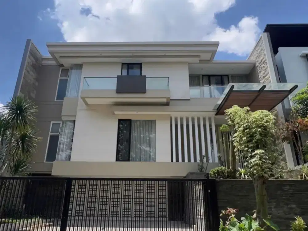 RUMAH SOMERSET CITRALAND SURABAYA▪Furnished + AC