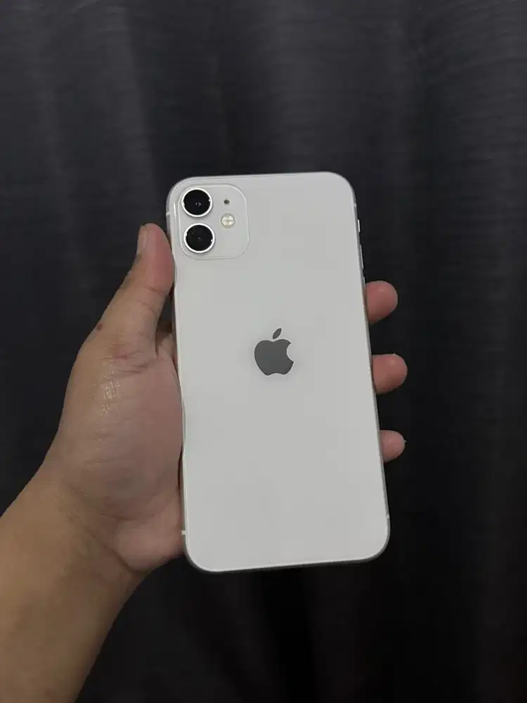 iPhone 11 64 Inter