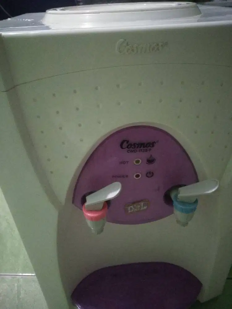 Dispenser dan Galon Aqua