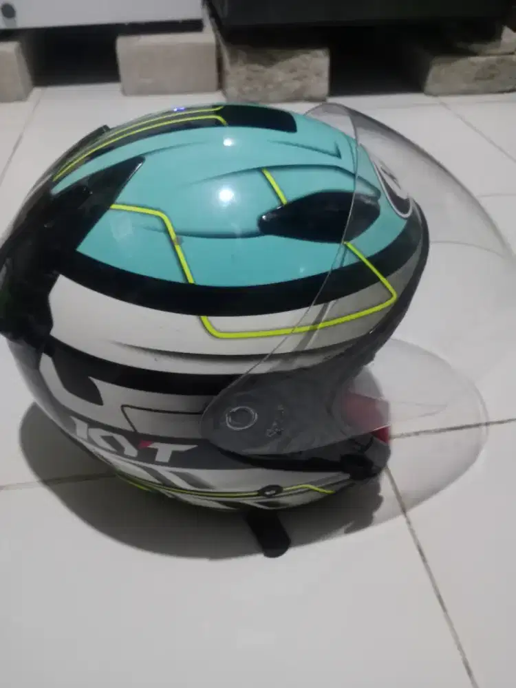 Helm KYT DJ MARU