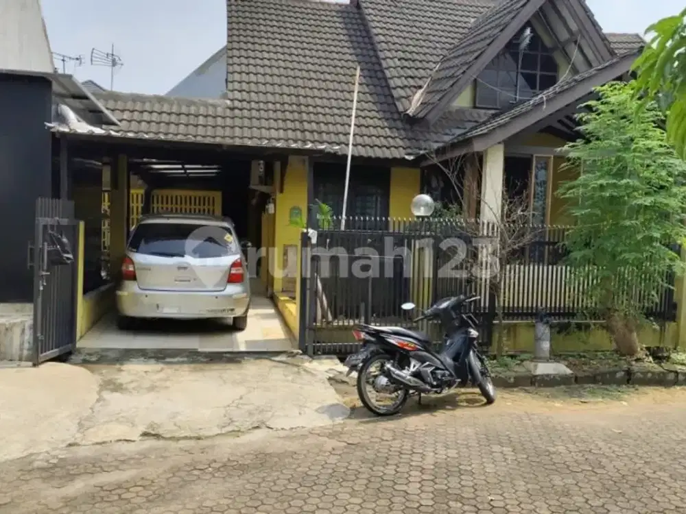 Rumah Dijual Posisi Terdepan SHM di Villa Melati Mas