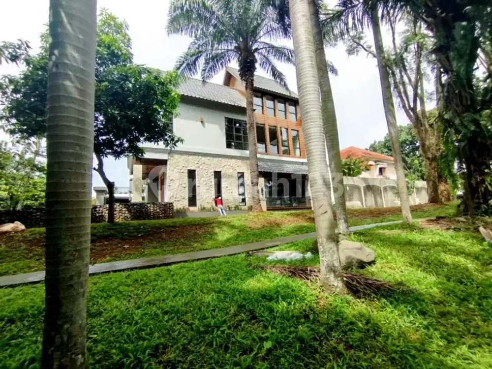 Rumah Soft Balinese Design Fasum Luas Di Bsd