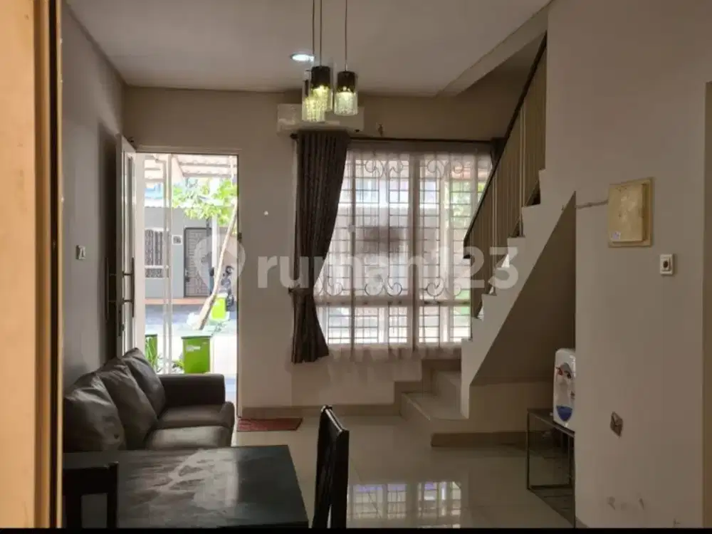 Rumah Cantik Minimalis Kawasan Rindang Asri Lokasi Terdepan di BSD Residence One