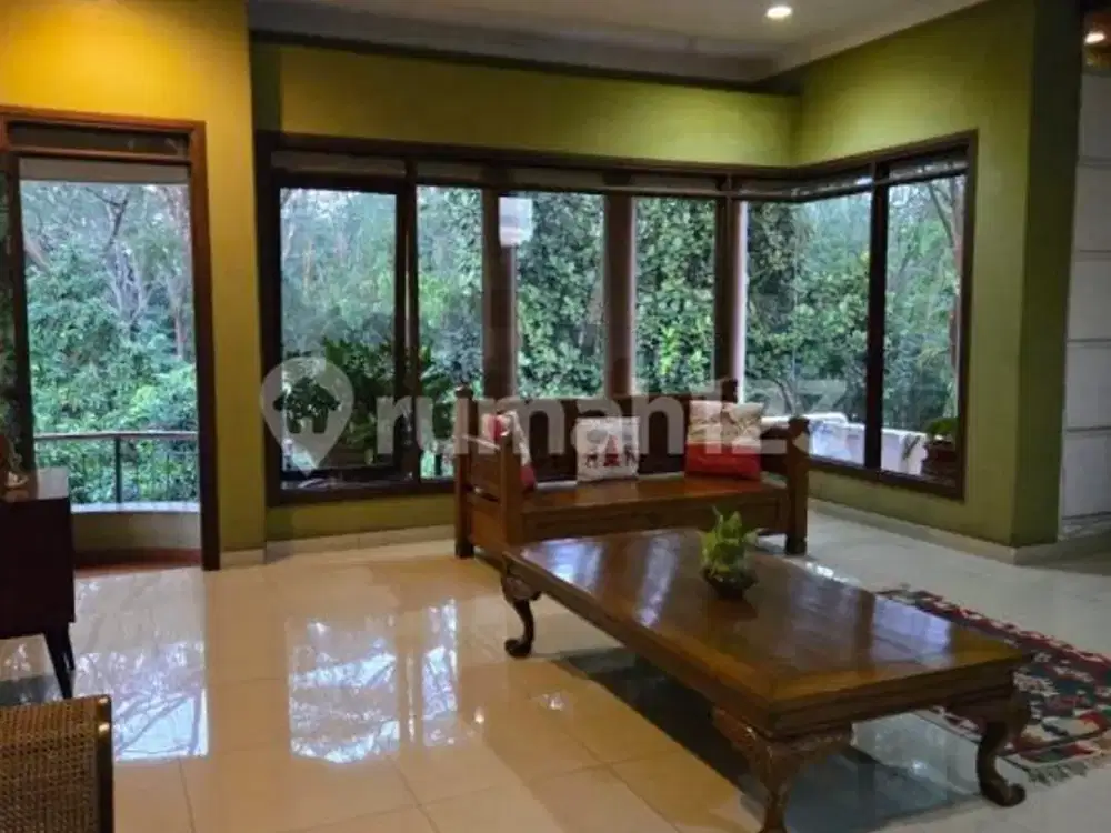 Turun Harga Rumah Etnik Cantik Asri SHM di BSD Puspita Loka