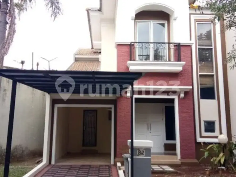 Rumah Shm Utara 2 Lantai Bagus Dekat Summarecon Mall Serpong