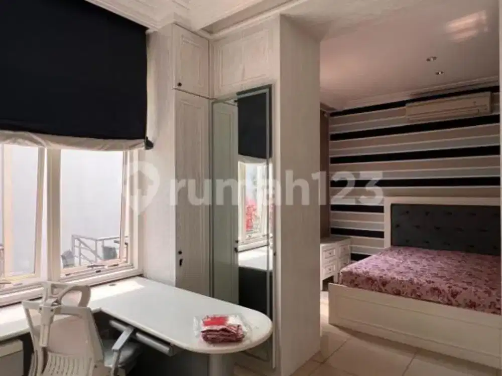 Disewakan Rumah Mewah Bagus Akses Mudah Dekat Summarecon Mall Lokasi Premium di Gading Serpong Pondok Hijau Golf