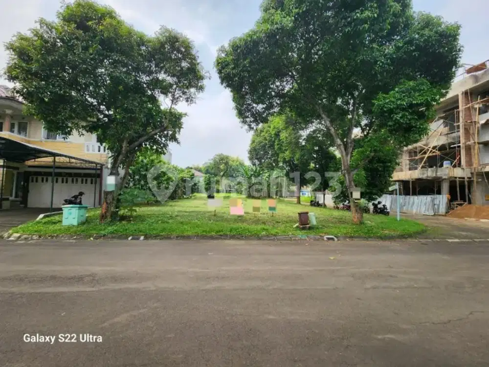 Tanah Hoek siap bangun lokasi cluster depan taman kota di Taman giri loka BSD Serpong