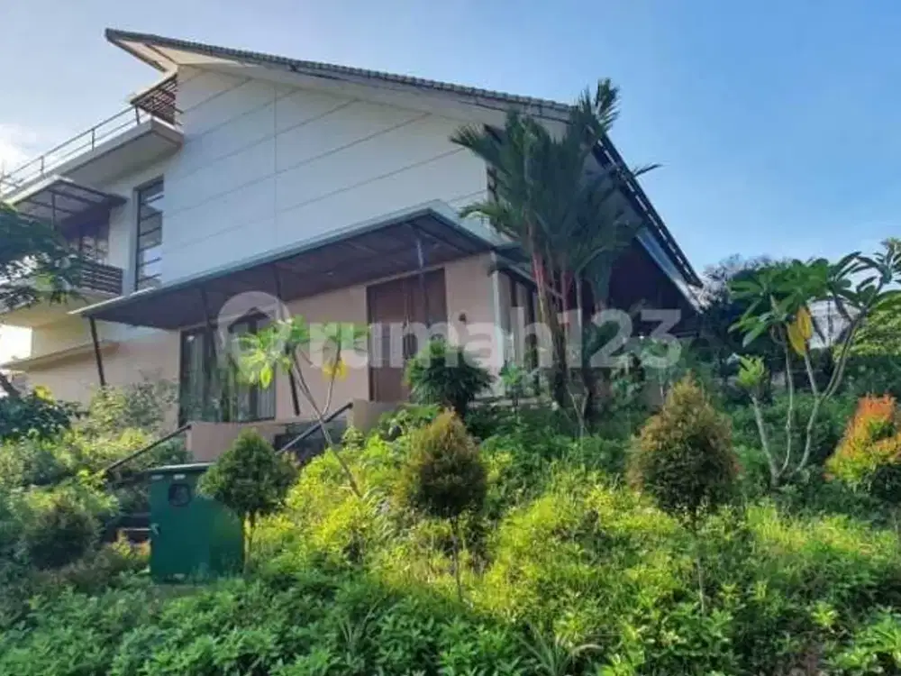Rumah Green Cove Boulevar Dekat Sport Club di BSD