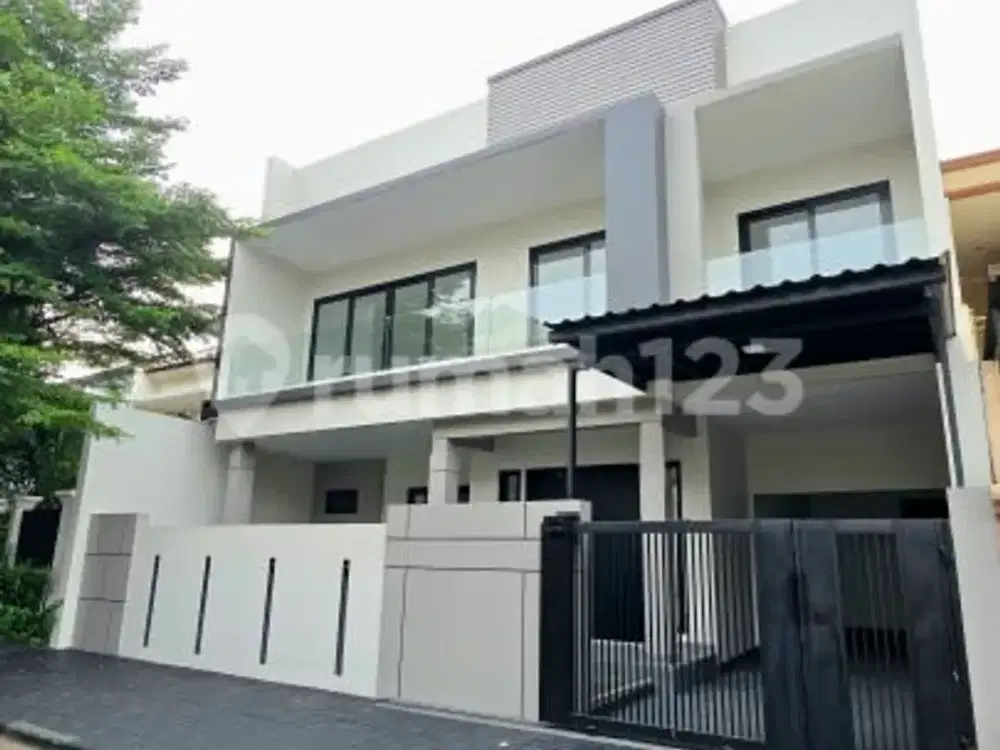 Dijual Rumah Baru Renovasi Full SHM High Ceiling Taman Belakang Luas di Bsd Puspita Loka