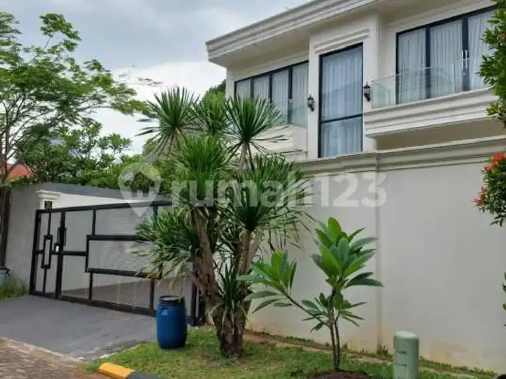 Rumah BSD Puspitaloka Dekat Taman Kota