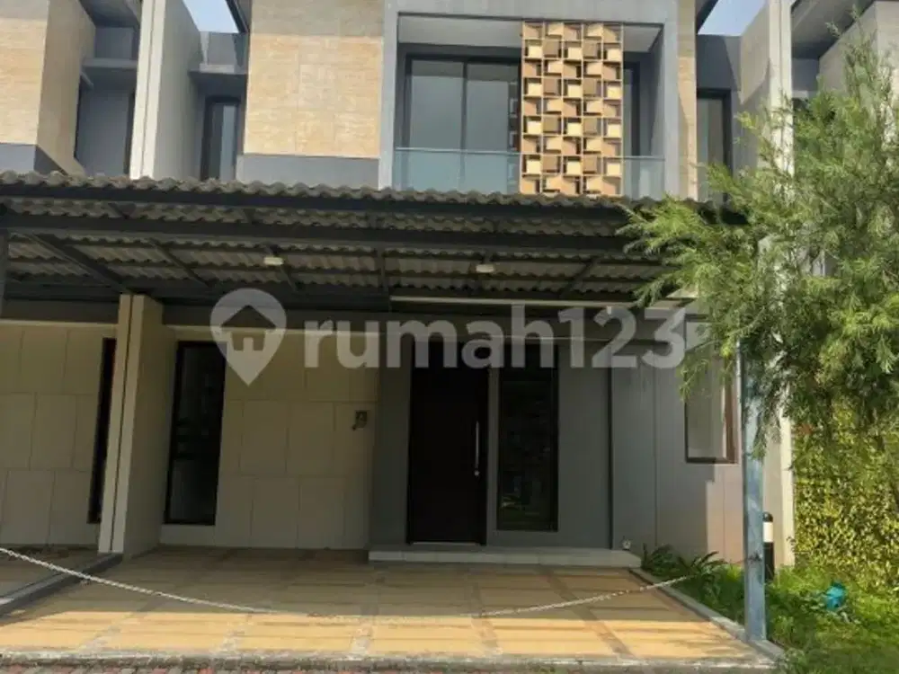 Rumah SHM Bagus Kawasan Baru Timur Laut di The Mozia BSD City