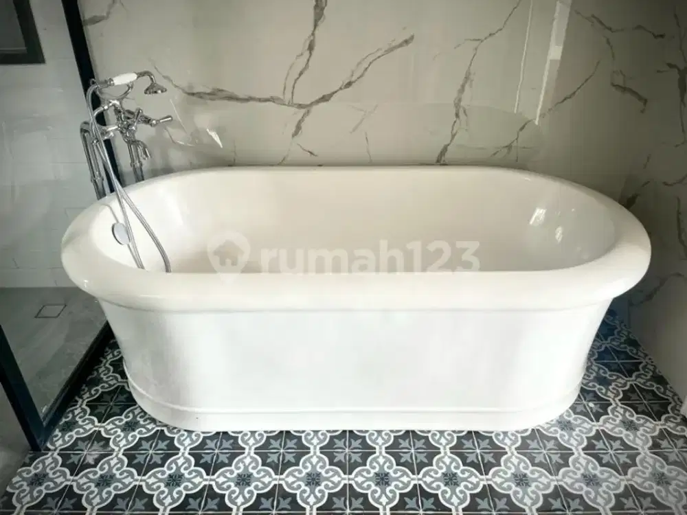 Brand New The Icon BSD American Classic Sirkulasi Udara Cahaya Sangat Bagus
