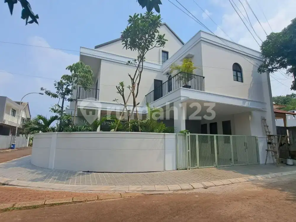 Rumah Mewah Baru SHM Akses Mudah Lokasi Strategis di BSD