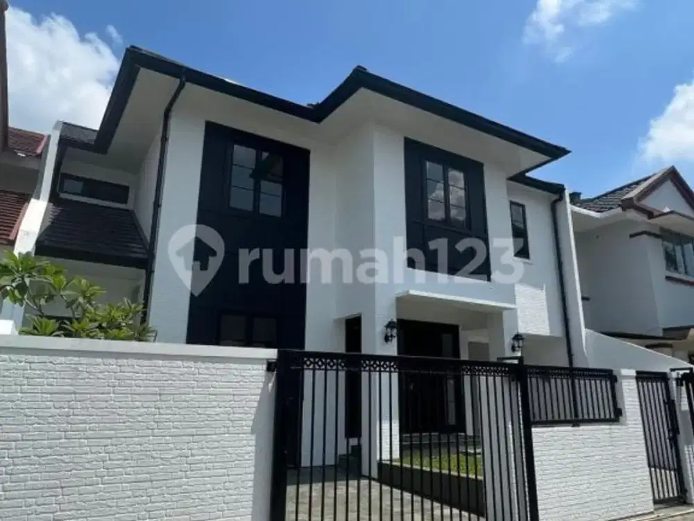 Rumah Mewah Cantik Kokoh Lokasi Strategis Dekat Sekolah Dan Taman Kota Bsd