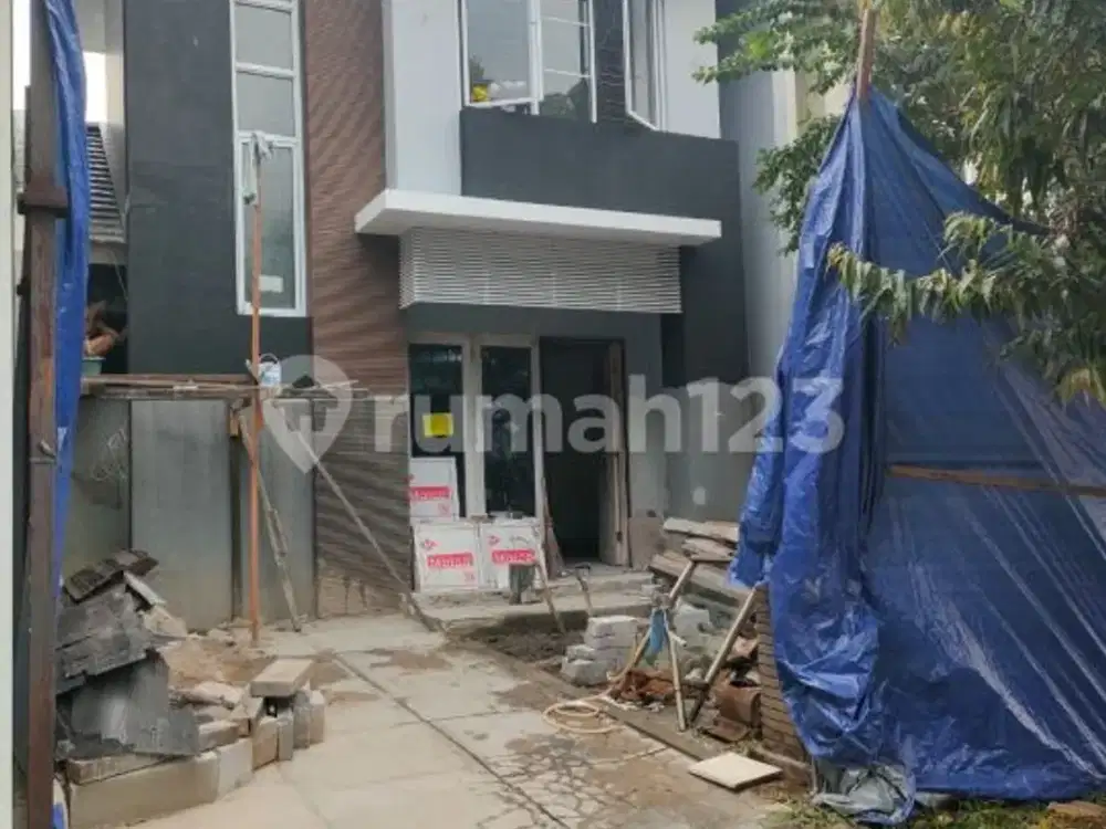 Rumah 2 Lantai Shm Sudah Renovasi Lokasi Dekat Tol Stasiun Di Delatinos Bsd