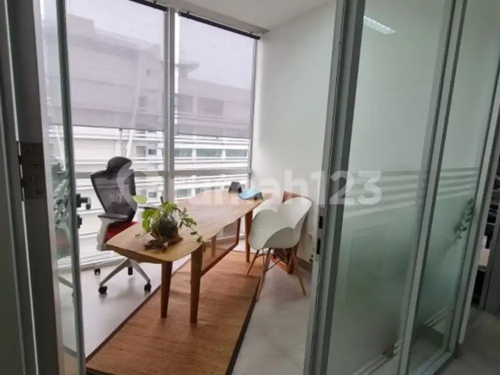 Kantor 70 M2 Mewah Furnished Lokasi Strategis Dekat