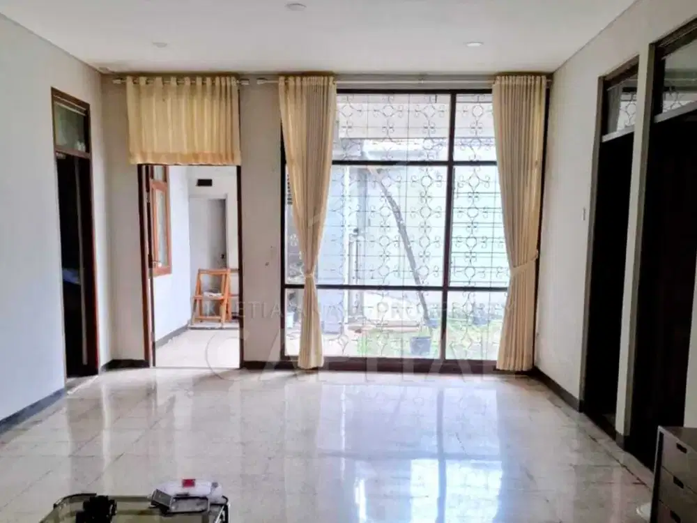 RUMAH TINGGAL KOSONGAN SIAP HUNI DI SUMBER SARI BANDUNG