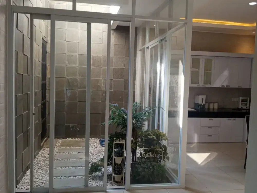 Rumah Hook Sudah Renov di Cluster Cynthia Summarecon Bandung