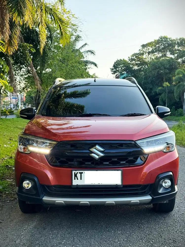 XL7 Alpha Hybrid M/T