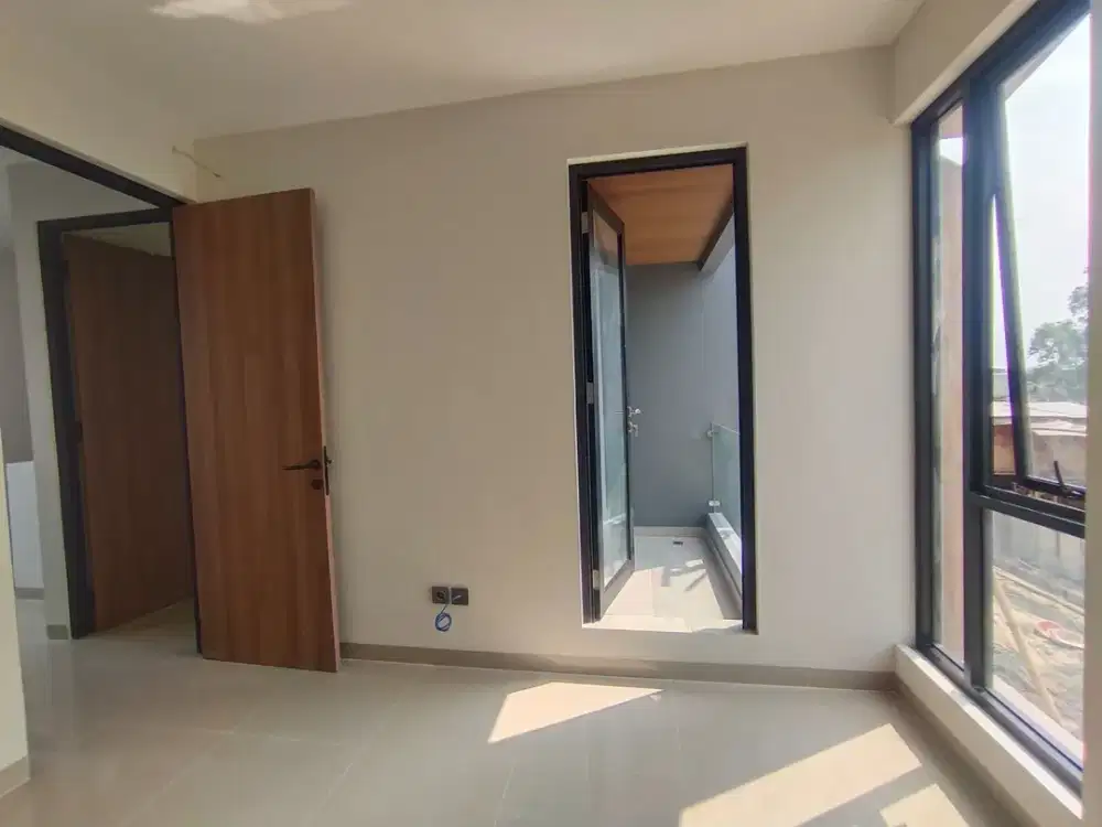 Rumah 2 lantai di dekat stasiun Sudimara bintaro