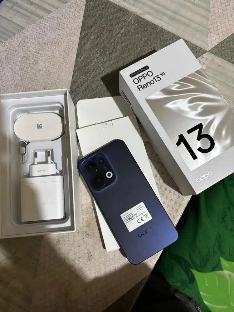 Oppo reno 13 5G Ram 12/256