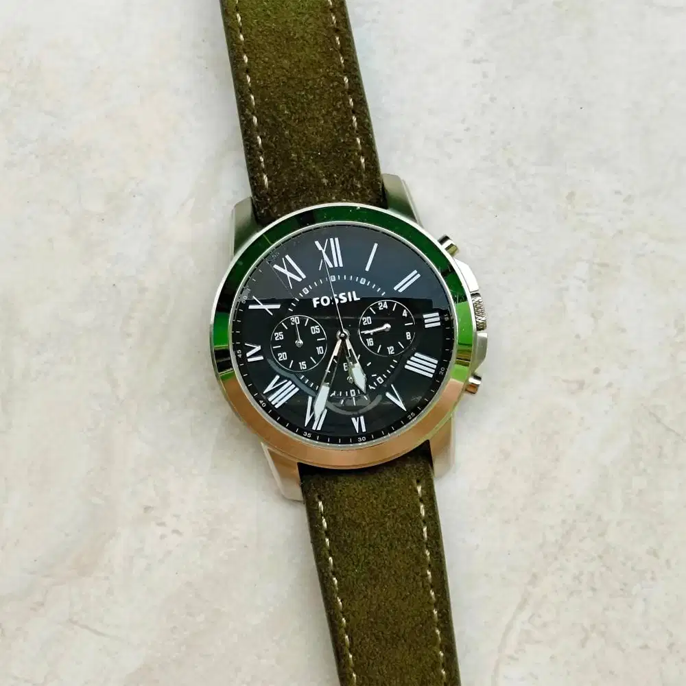 Jam Tangan Fossil Grant Chronograph FS4812 Black Dial Army Green Strap