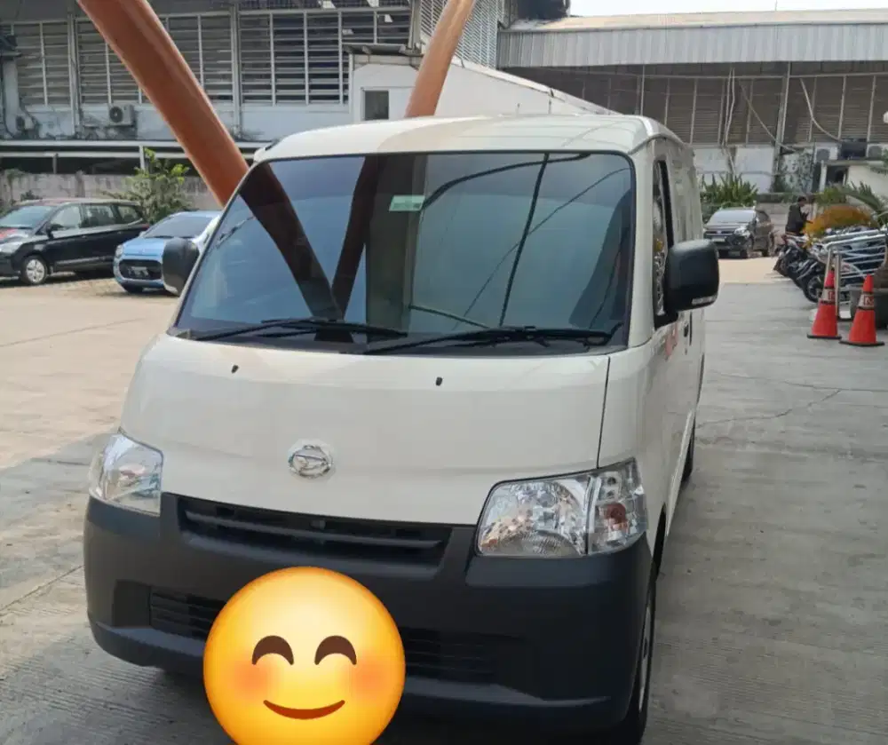 Rental Mobil Blind Van