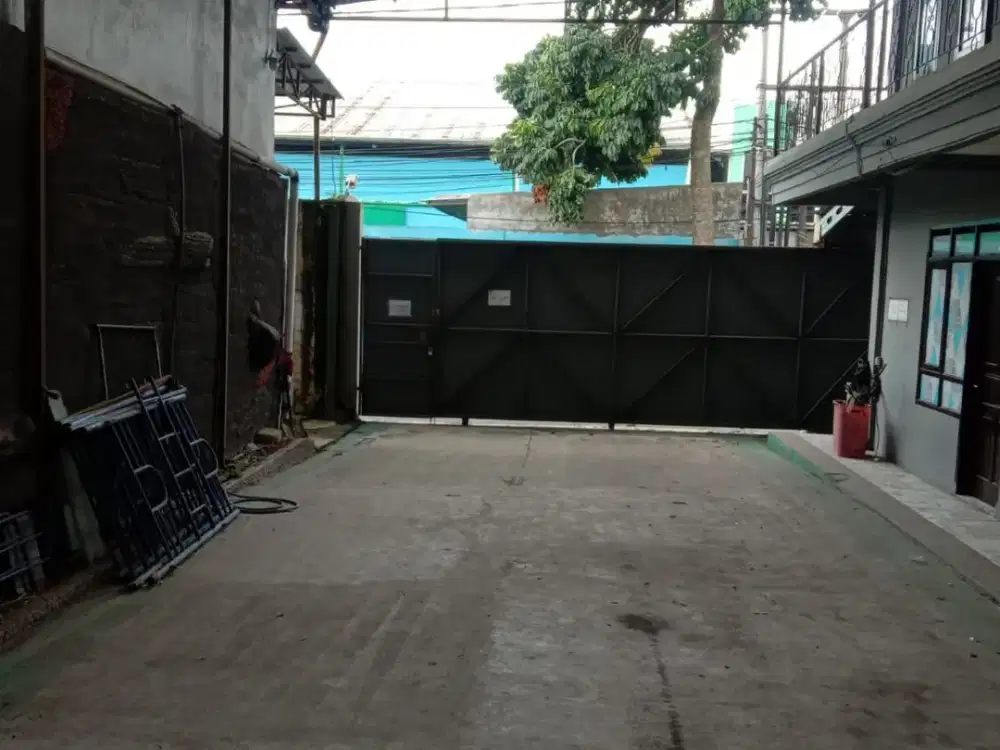 Gudang Bangunan Baru Strategis di Katapang Andir