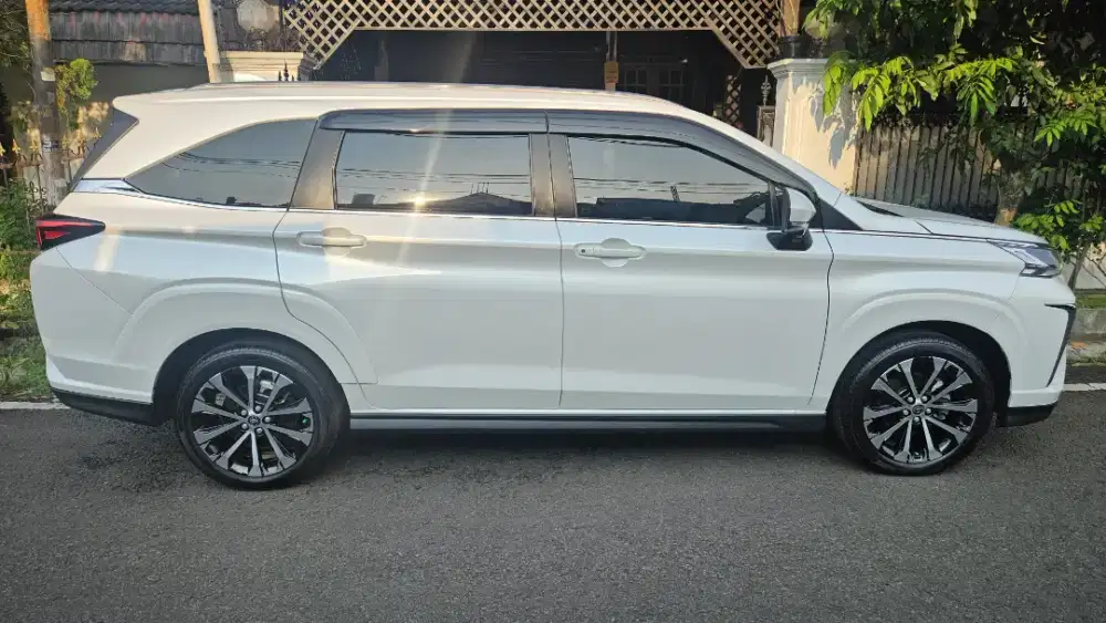 Toyota Veloz Q CVT