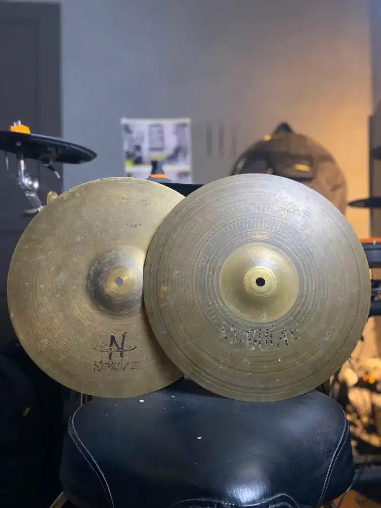 Cymbal hihat nebulae 14 inch bekas