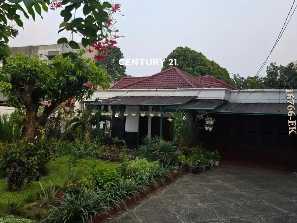 DIJUAL RUMAH KLASIK DAN ASRI DI LOKASI STRATEGIS DI BINTARO
