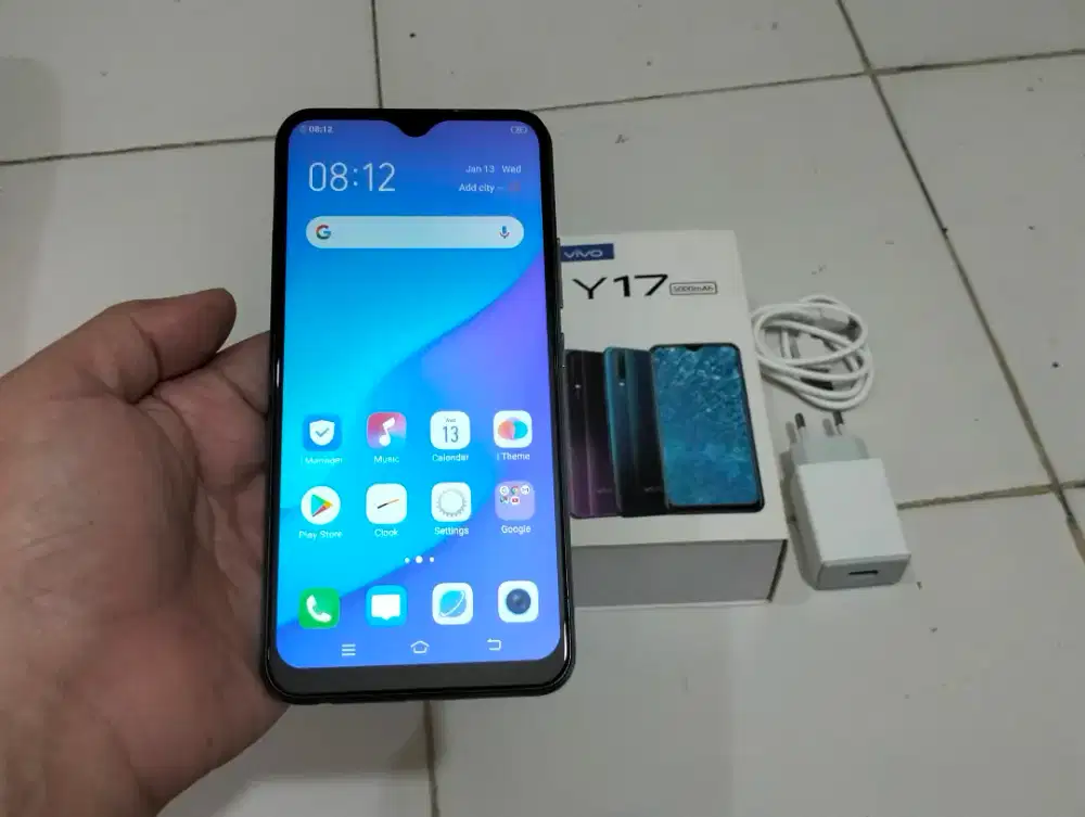 VIVO Y17 RAM 8GB / 256GB 4G LTE Duos 6.35in Fingerprint Komplit