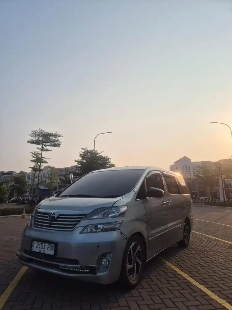 Alphard 2005 A/T