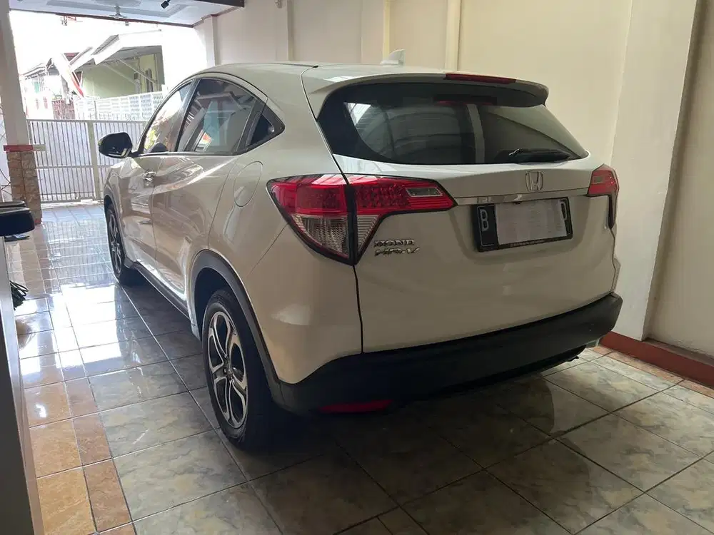HRV E AT 2021 MULUS PJK HIDUP