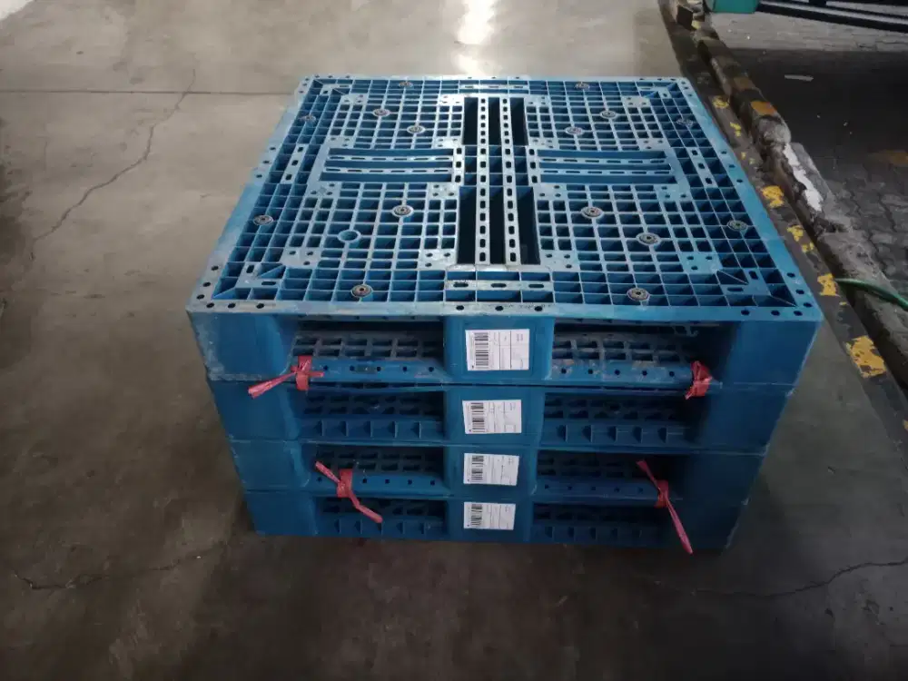Palet plastik New siap distribusi