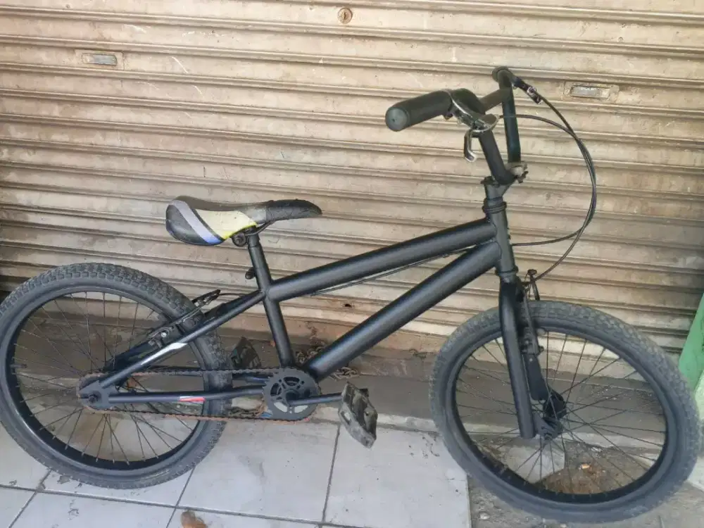 Sepeda BMX ukuran 20inc SENATOR