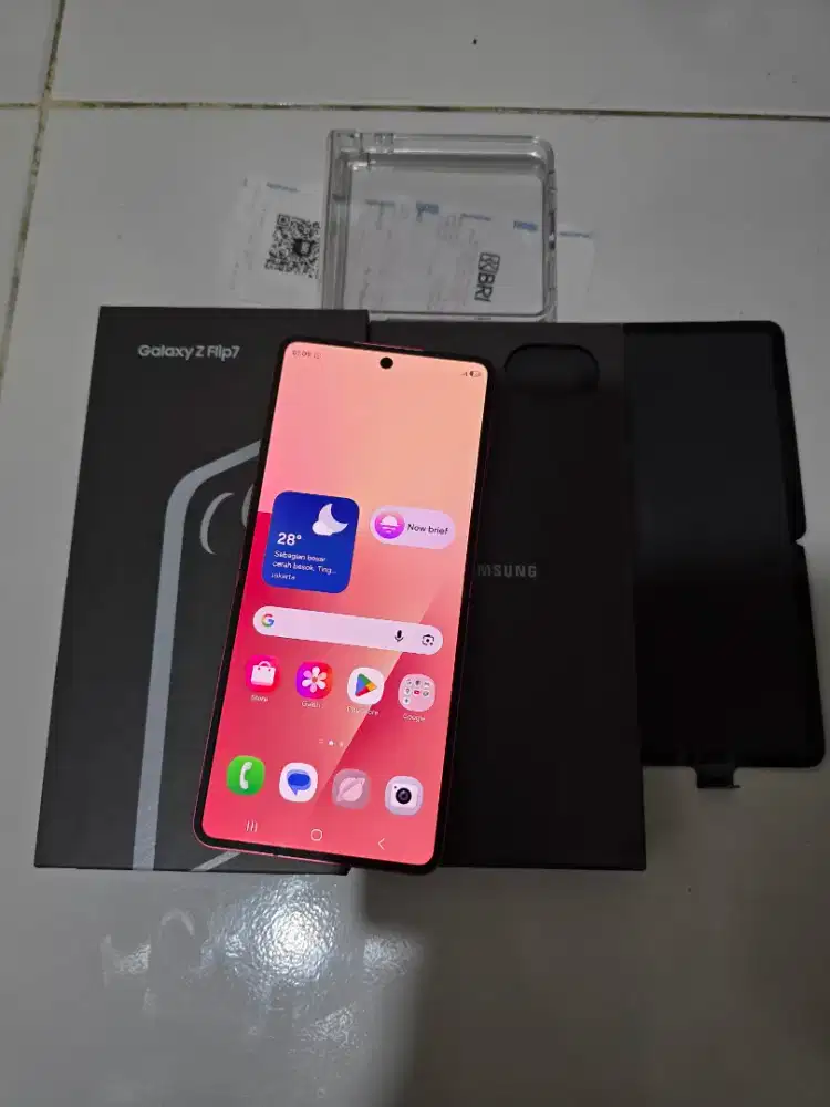 Samsung Z Flip 7 5G 12/512GB SEIN Umur 3 Minggu Mulus Terawat