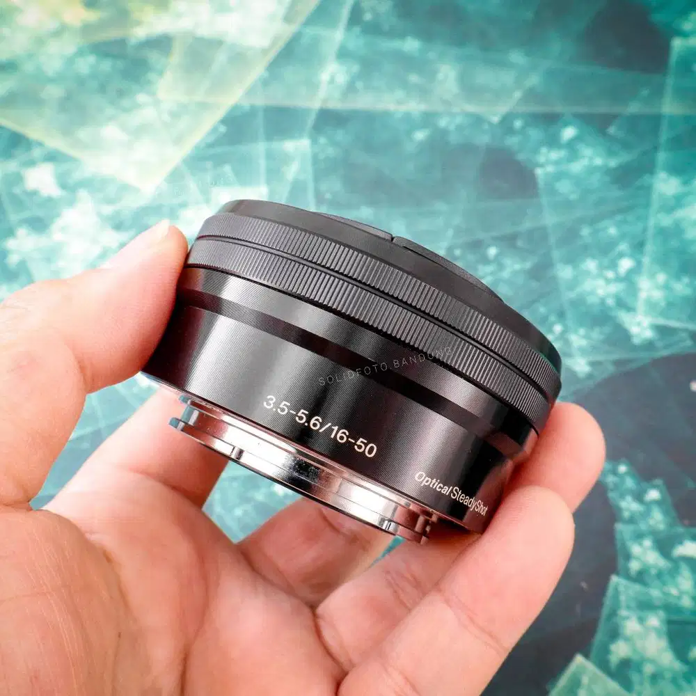 Sony 16-50mm OSS. Used. Mulus Sekali