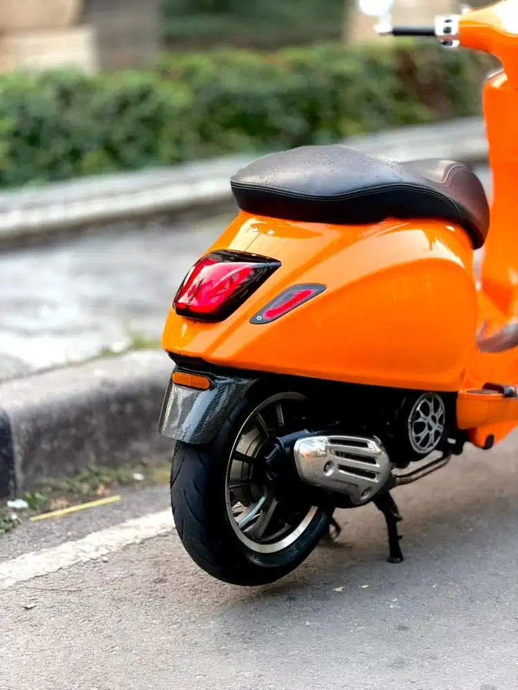 VESPA SPRINT IGET ABS 2018 MURAH