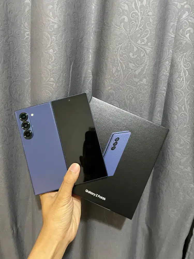Samsung Z Fold 6 12/256 Resmi