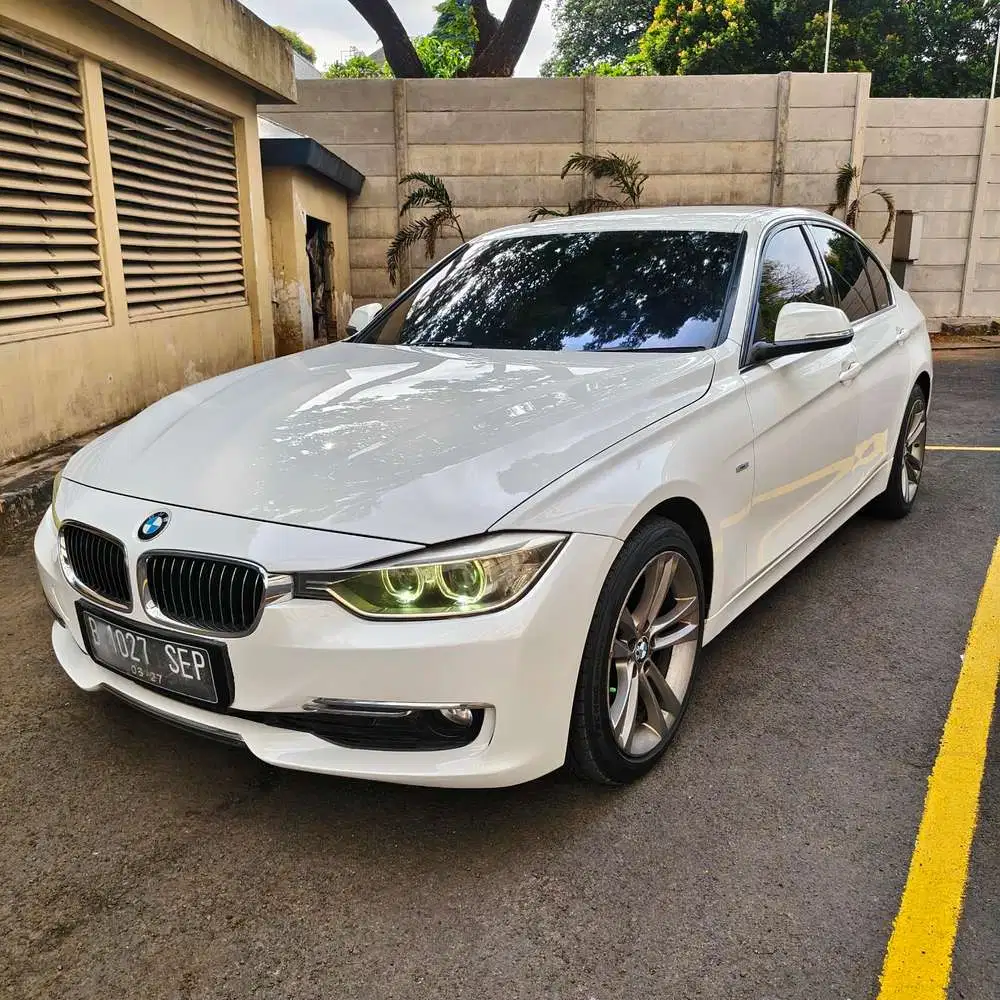 BMW 320i 2014 Bensin // Terima TT Mobil Bekas ( N20 / F30 )