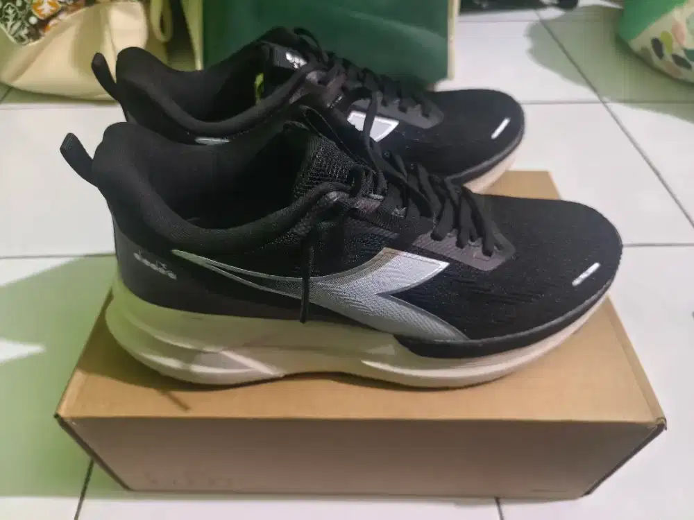 Sepatu diadora speranza Man 42