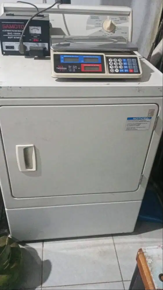 mesin pengering dryer speedqueen dan mesin cuci laundry