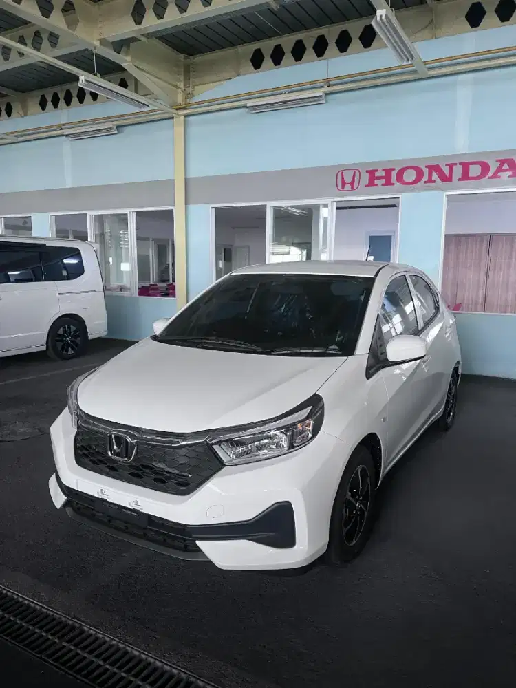 Brio E CVT MATIC 2026 DP MULAI 15%